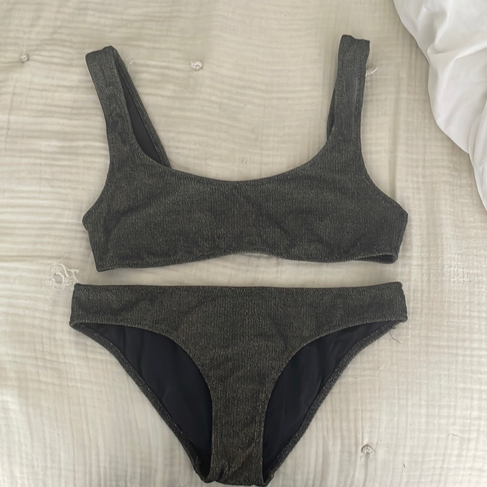 SOLID & STRIPED Metallic Bikini Top & Bottom SZ M